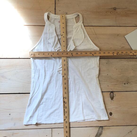 Lilly Pulitzer EUC Women's 100% Pima Cotton Shay Ruffle Tank Top Resort White S - Picture 5 of 5